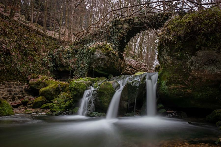Luxembourg, Schiessentümpel waterfall, Mullerthal, Black Ernz