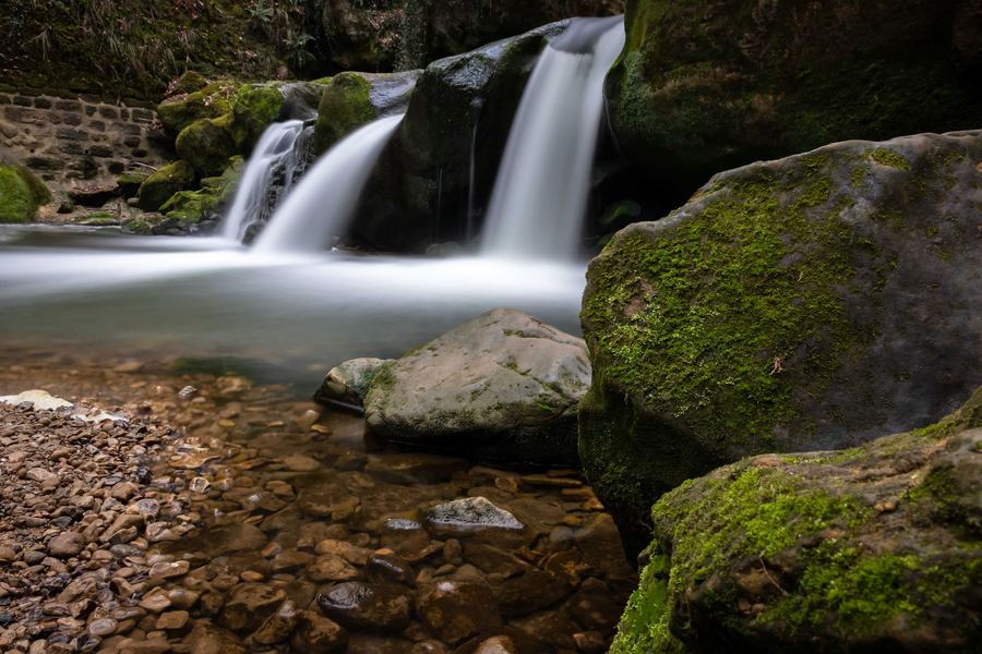 Luxembourg, Schiessentümpel waterfall, Mullerthal, Black Ernz