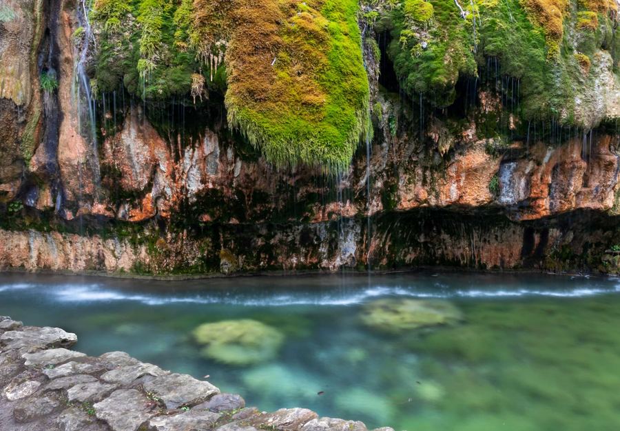 Luxembourg, Mullerthal, Kallektuffquell